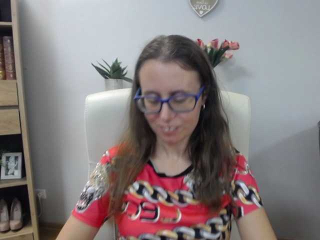 sparkleLizzy online show from July 31, 10:21 am