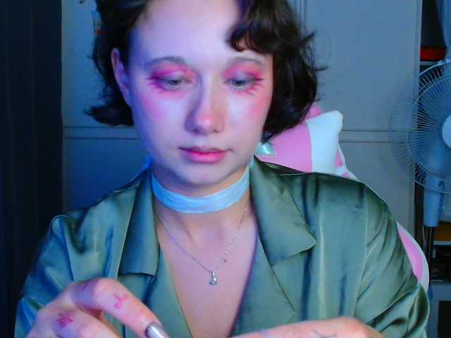 stawbarynut online show from July 31, 12:17 am