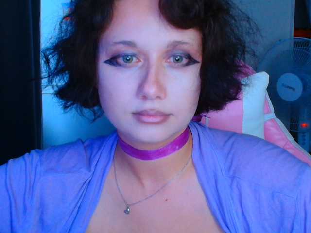 stawbarynut online show from August 2, 2:18 am