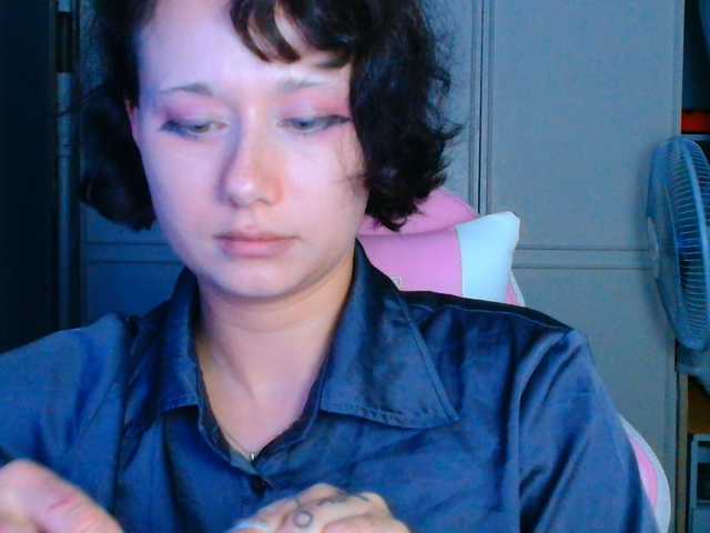 stawbarynut online show from August 4, 11:24 pm