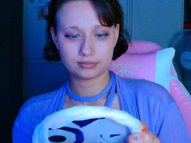 stawbarynut online show from August 7, 8:09 pm