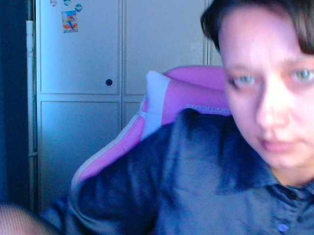 stawbarynut online show from August 8, 6:19 pm