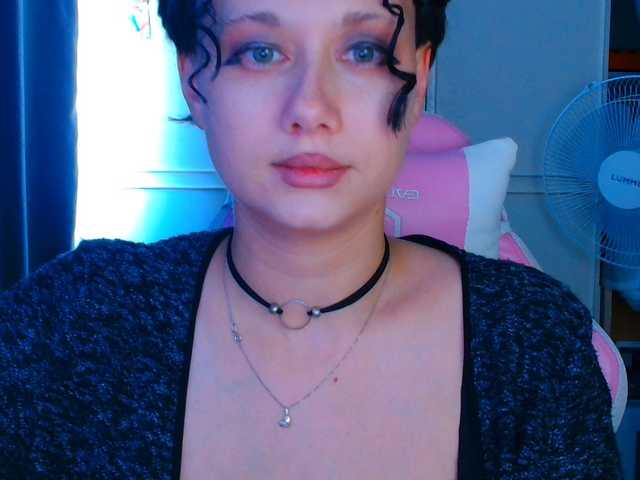 stawbarynut online show from August 12, 5:32 am