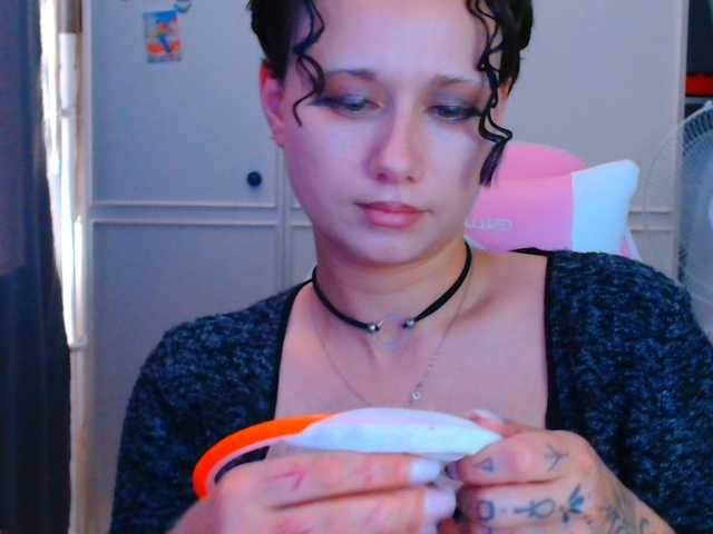 stawbarynut online show from August 12, 4:20 pm