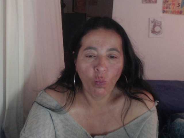 stefilove online show from June 18, 4:51 pm