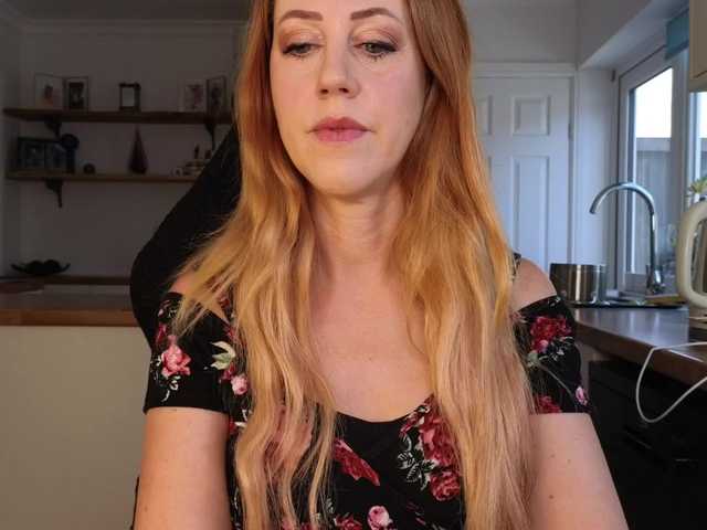 stripmequick online show from August 6, 10:03 am