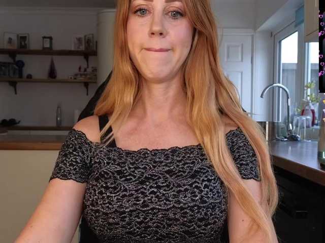 stripmequick online show from August 7, 10:26 am