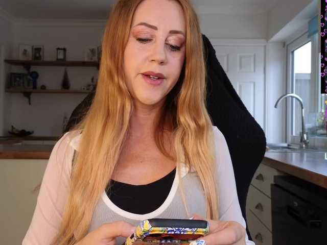 stripmequick online show from August 17, 9:36 am