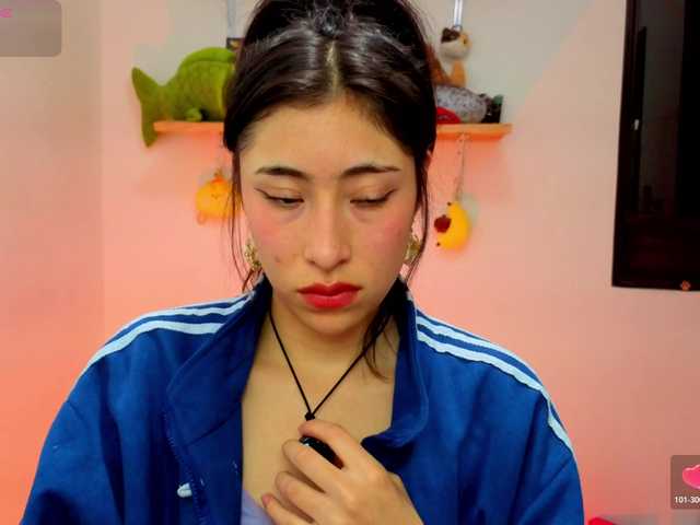 sullyoonn online show from August 7, 1:05 am