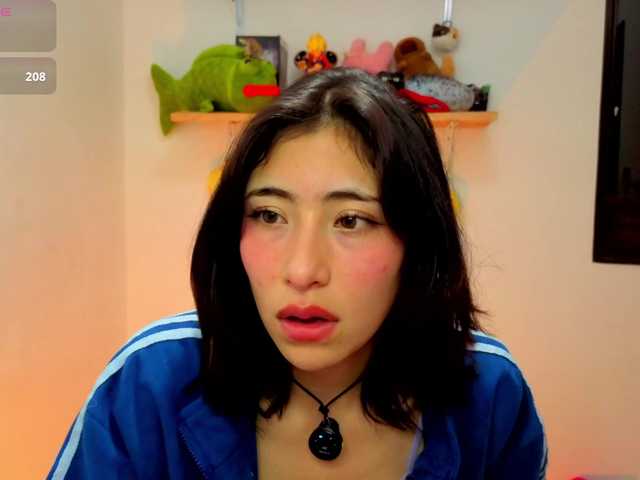 sullyoonn online show from August 12, 12:57 am