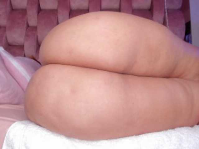 sweet-chelsy online show from September 8, 11:45 pm