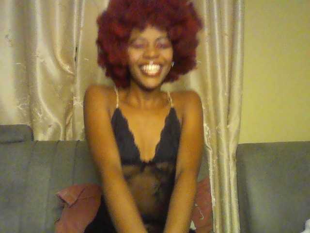 sweetally online show from March 5, 8:05 pm