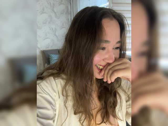 sweetie online show from July 31, 6:30 am