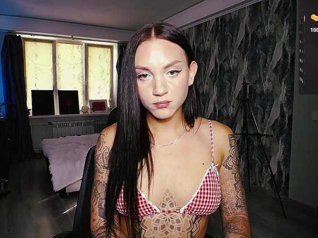 sweetiekittie online show from August 12, 1:02 pm
