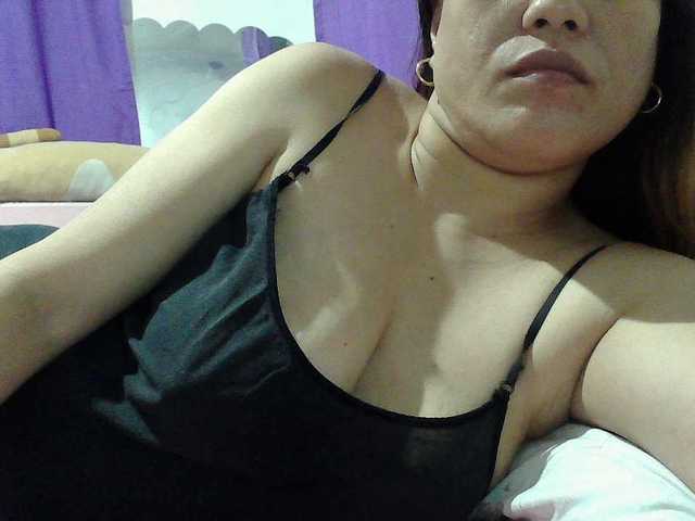 sweetinasia online show from August 7, 3:45 pm