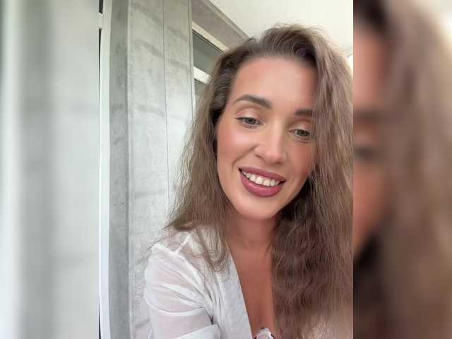 sweetsin1 online show from August 6, 9:41 am