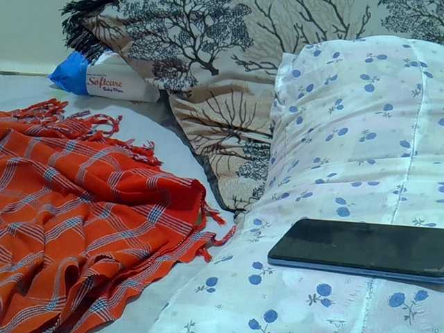 sweetval1 online show from August 12, 7:49 pm