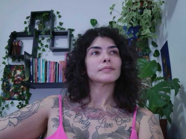 talimajesty online show from July 22, 11:18 pm