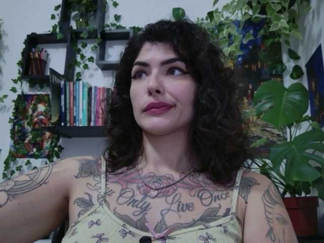talimajesty online show from July 28, 11:33 pm