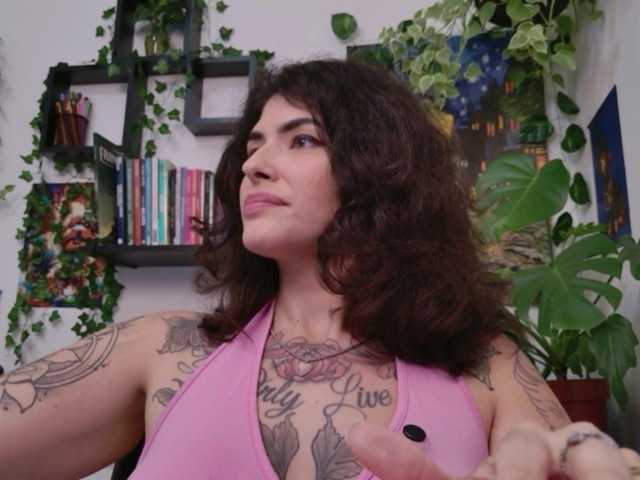 talimajesty online show from August 6, 2:43 am