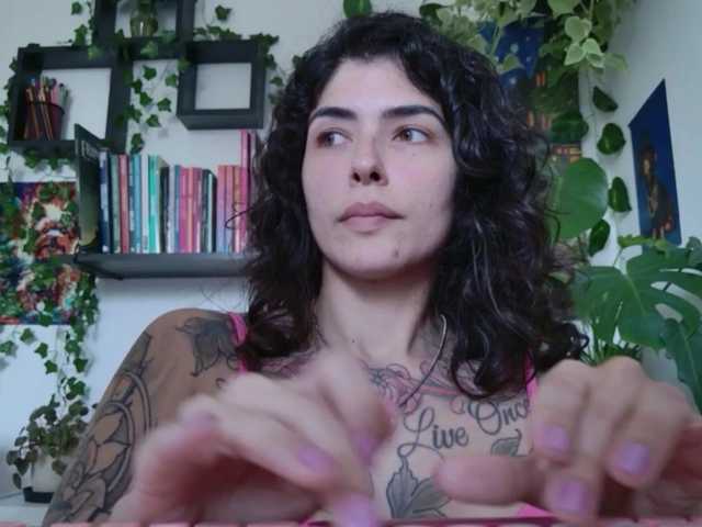 talimajesty online show from August 13, 7:39 pm
