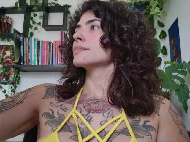 talimajesty online show from August 15, 2:32 pm