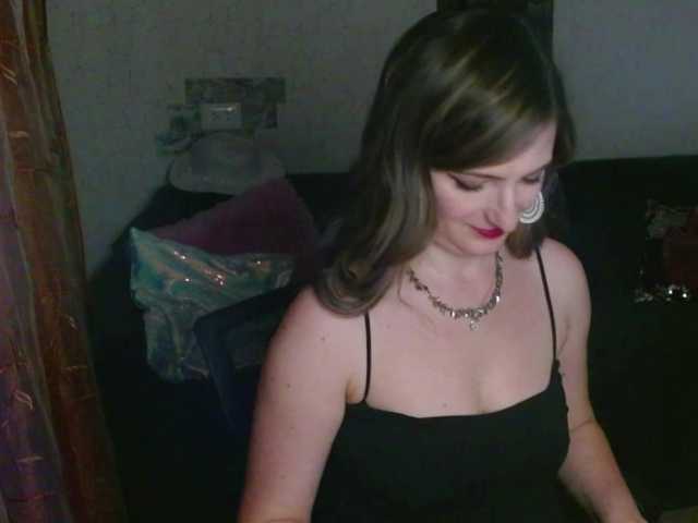 tastyAriel online show from July 30, 6:47 pm