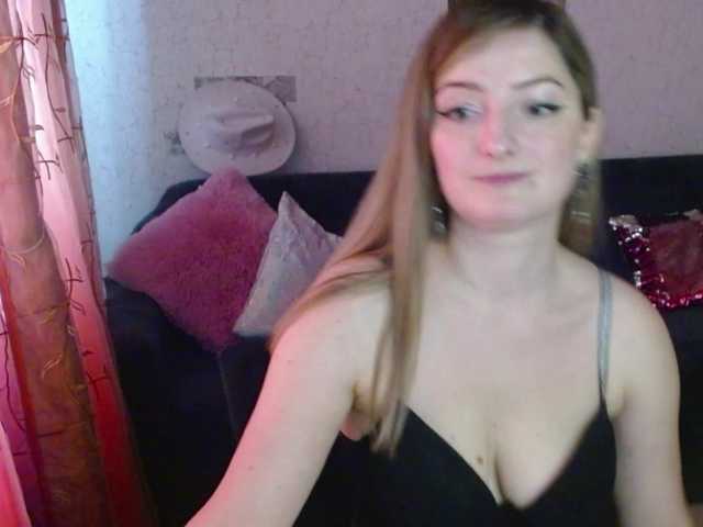 tastyAriel online show from August 11, 1:35 pm