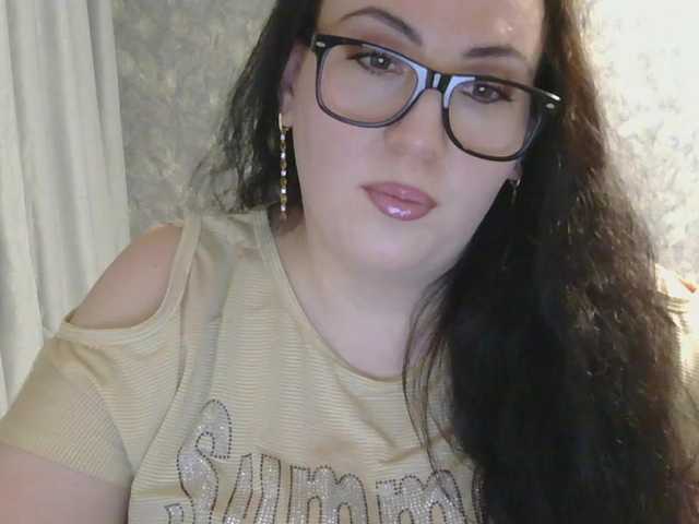 tatianamedi online show from August 15, 6:56 pm