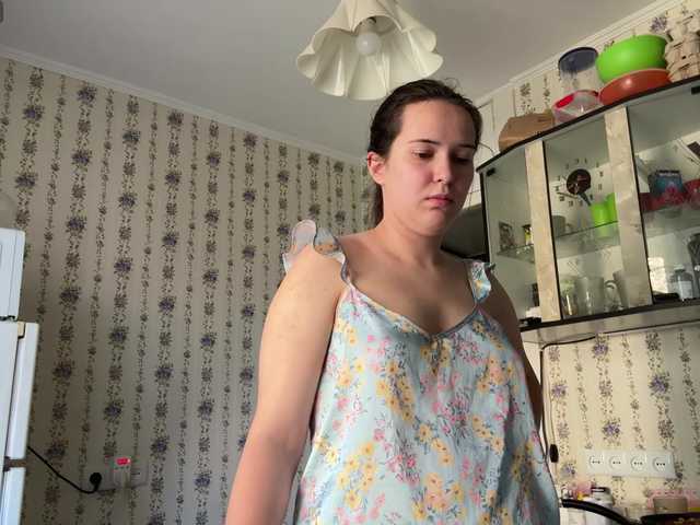 the-princese online show from June 22, 1:23 pm