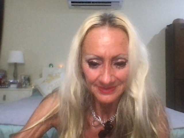 thesiennadiamond online show from July 8, 4:27 am