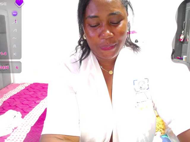 thickebonymilf online show from August 14, 5:55 am