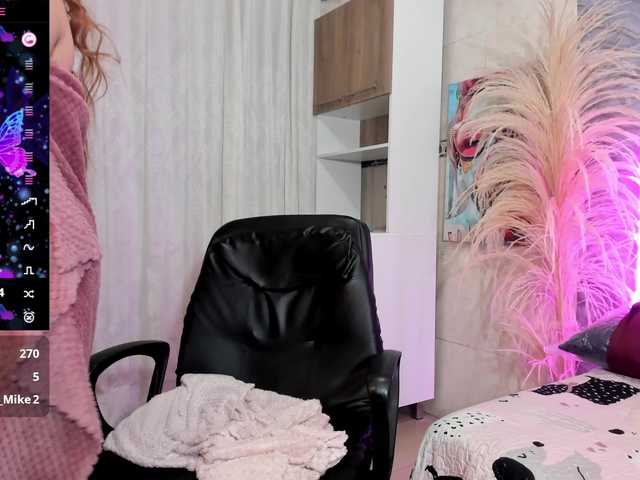 tiny-velvet online show from August 8, 1:16 am