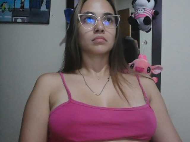 trianabell online show from August 5, 2:42 am