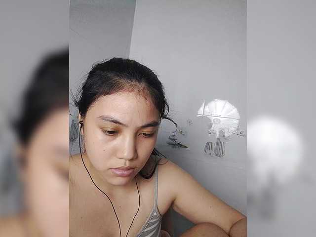 truc11 online show from May 9, 3:47 pm