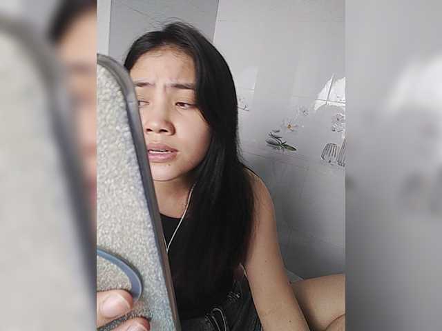 truc11 online show from June 2, 4:54 pm