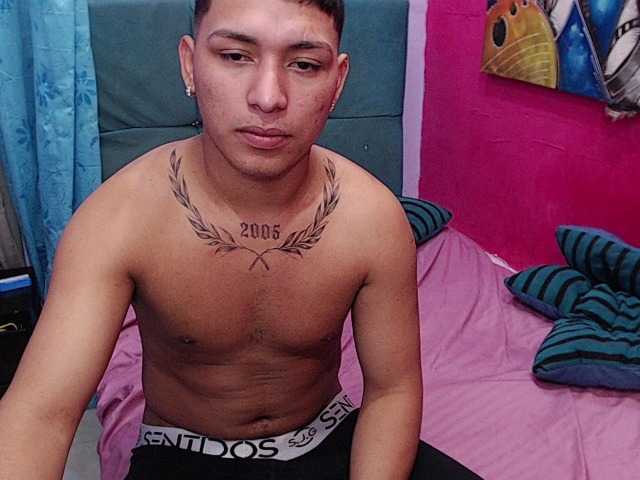 twinksfuck online show from August 7, 7:19 am