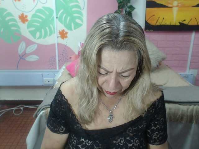 valeria-sexy online show from August 4, 4:26 pm