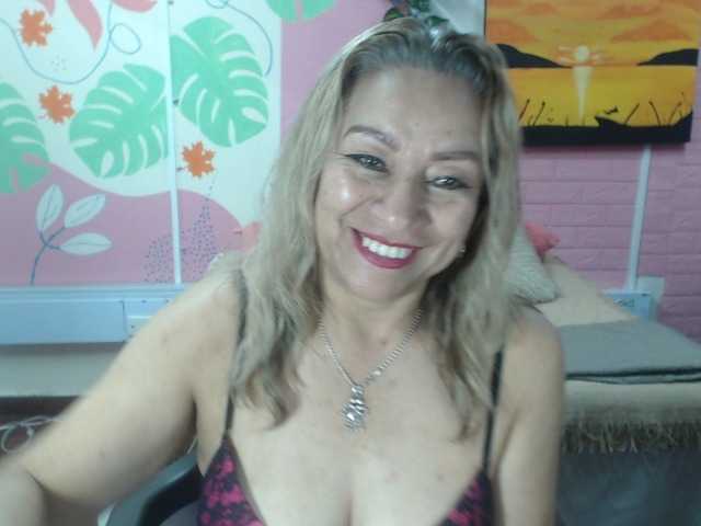 valeria-sexy online show from August 5, 10:08 pm