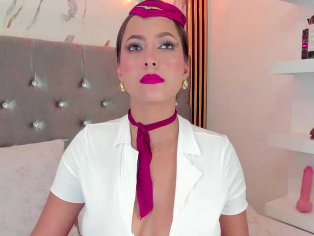 vanessaa-squirt online show from August 9, 8:04 am