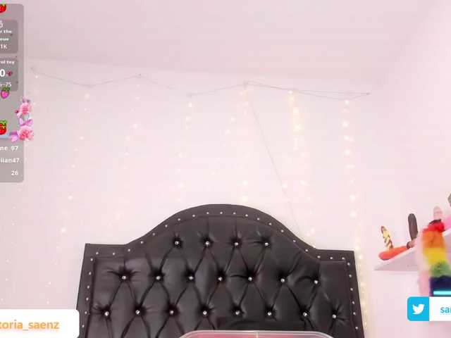 vicky-saenz online show from August 11, 7:05 pm