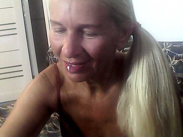Victoria-sexi online show from August 4, 4:59 pm