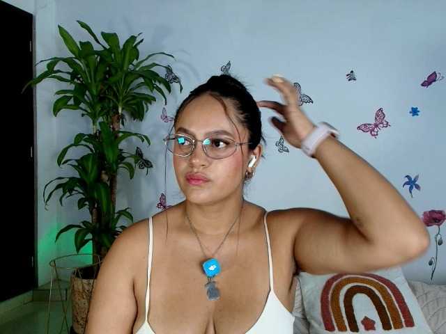 victoriablack online show from August 1, 9:59 am