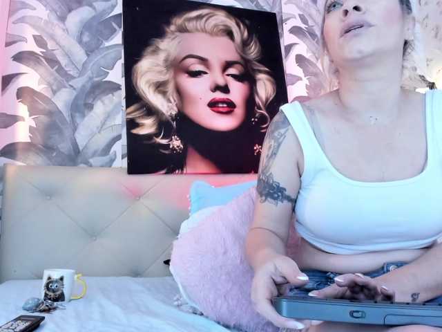 viktoria-davis online show from August 8, 5:07 am