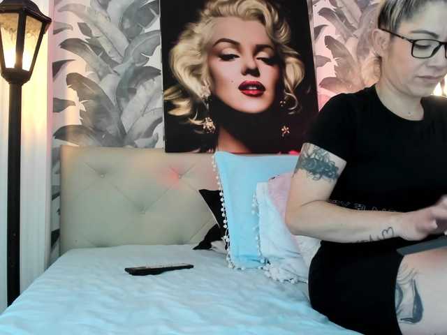viktoria-davis online show from August 12, 12:57 am