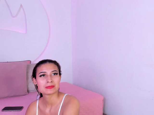 violetaRocher online show from August 3, 11:12 pm