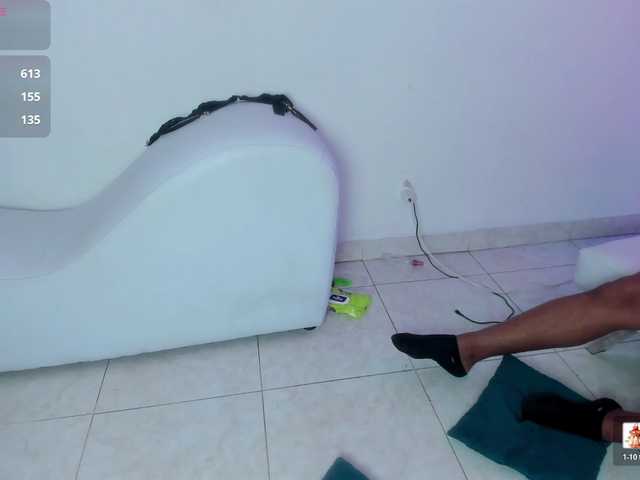wildsexforyou online show from July 11, 5:02 am