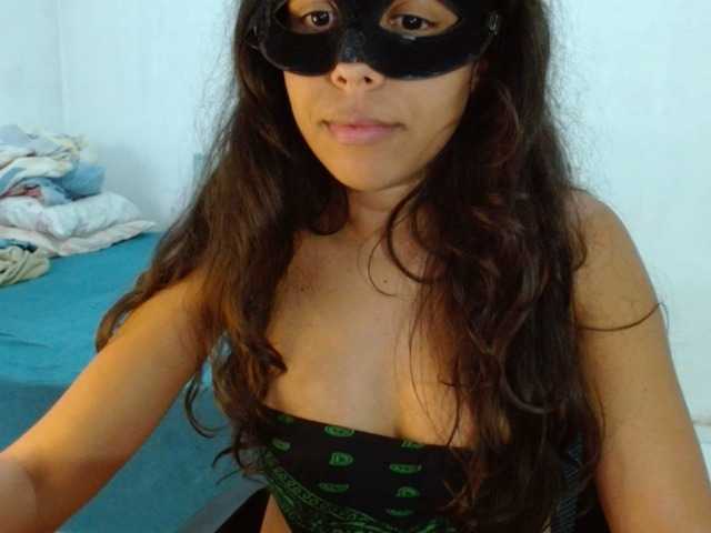 witchhot online show from August 11, 2:30 pm