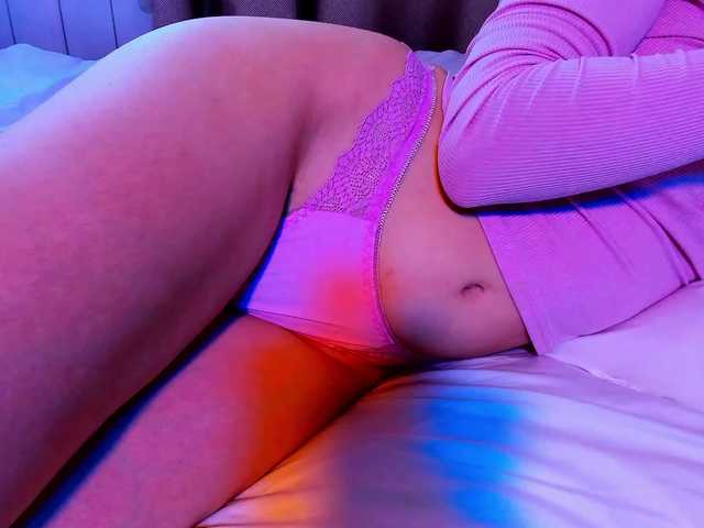 xteona online show from August 6, 3:11 pm
