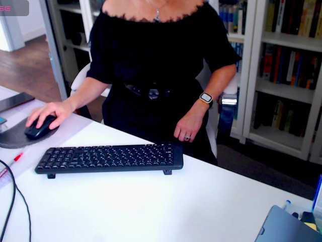  Angelina  online show from May 21, 8:49 am